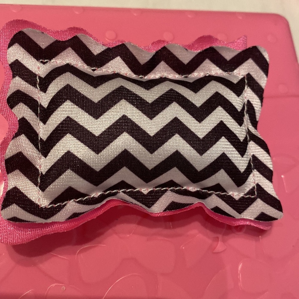 Barbie bed pink silver blanket black white pillow black chandelier pink drapes‌ - Picture 10 of 14